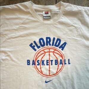 Vintage Nike Florida Basketball T-Shirt RARE !